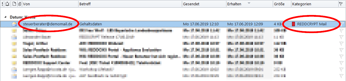 Decrypted e-mails are marked in Outlook